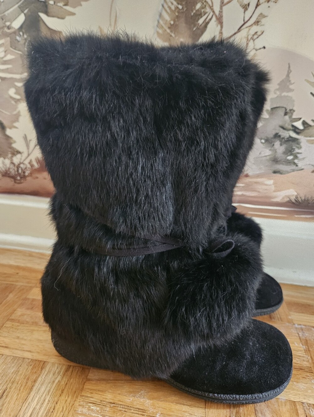 Riverland Black Fur & Leather Apres-Ski Boots – Shepa Lined - Size 8
